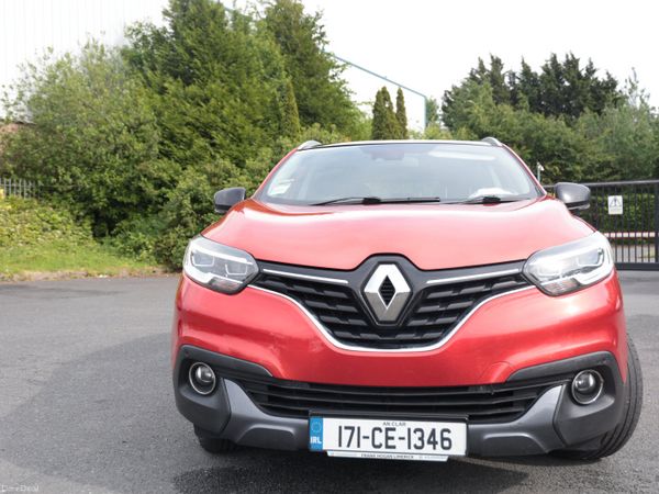 Renault Kadjar SUV, Diesel, 2017, Red