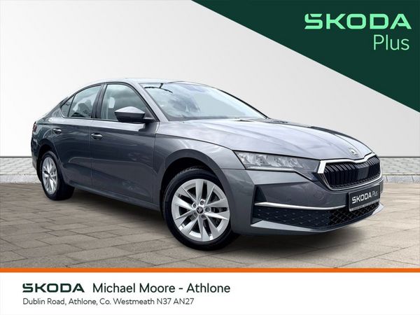 Skoda Octavia Saloon, Diesel, 2025, Grey