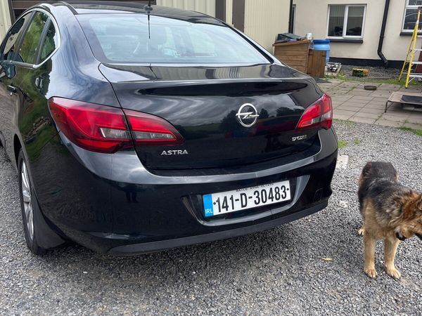 Opel Astra Saloon, Diesel, 2014, Black