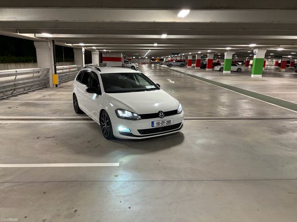 Volkswagen Golf Estate, Petrol, 2015, White