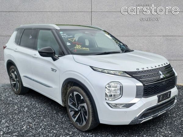 Mitsubishi Outlander SUV, Petrol Hybrid, 2023, White