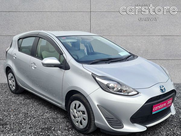 Toyota Aqua Hatchback, Petrol Hybrid, 2020, Silver