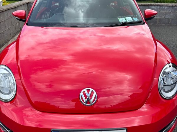 Volkswagen Beetle Hatchback, Diesel, 2013, Red
