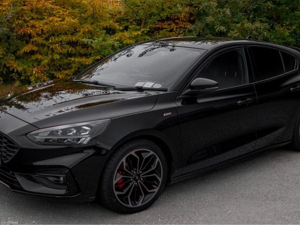 Ford Focus Hatchback, Diesel, 2020, Black