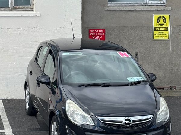 Opel Corsa Hatchback, Petrol, 2011, Black