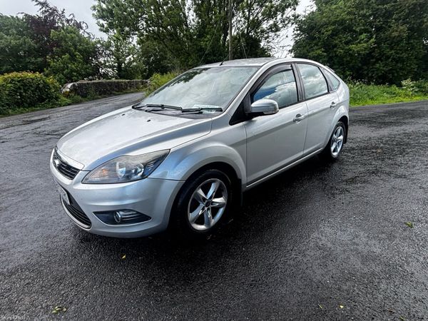 Ford Focus Hatchback, Diesel, 2010, Silver