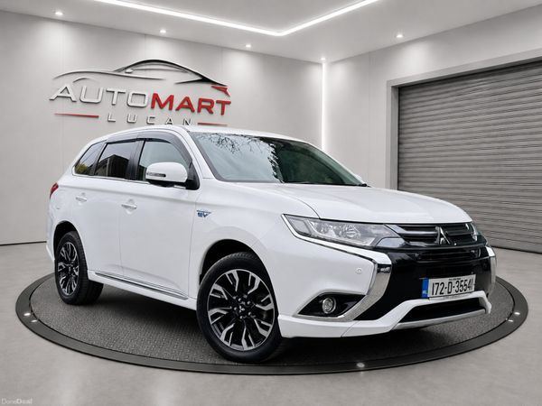 Mitsubishi Outlander SUV, Petrol Plug-in Hybrid, 2017, White