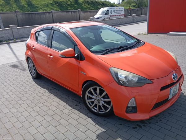 Toyota Aqua Hatchback, Petrol Hybrid, 2012, Orange