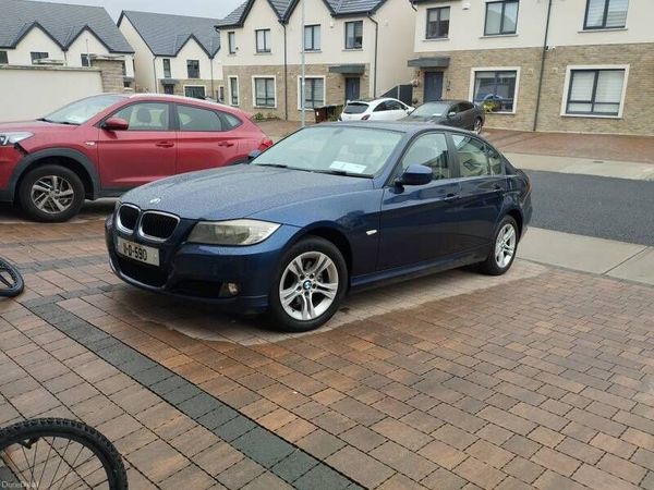 BMW 3-Series Saloon, Diesel, 2011, Blue