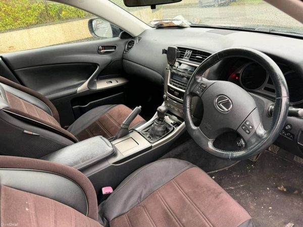 Lexus IS Saloon, Diesel, 2011, Blue