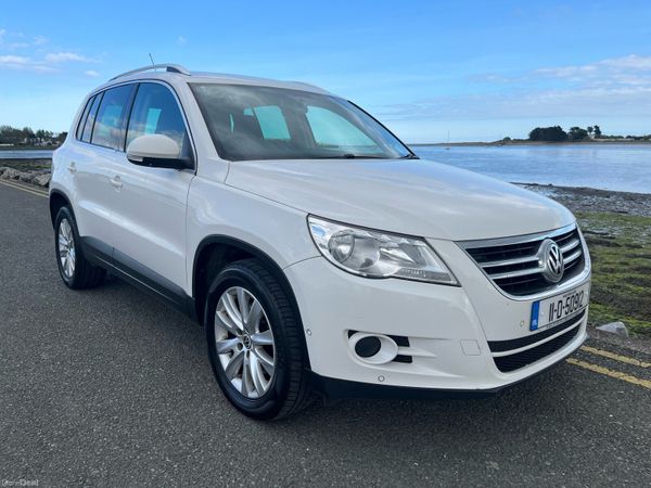 Volkswagen Tiguan SUV, Diesel, 2011, White