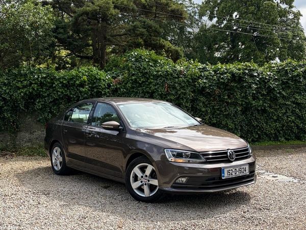 Volkswagen Jetta Saloon, Petrol, 2015, Brown