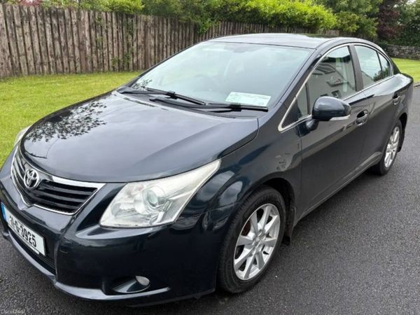 Toyota Avensis Saloon, Petrol, 2011, Grey