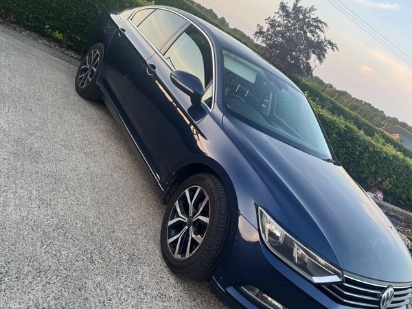 Volkswagen Passat Saloon, Diesel, 2015, Blue