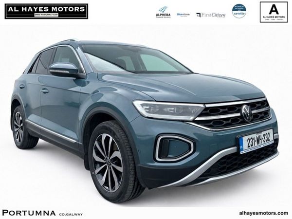 Volkswagen T-Roc SUV, Petrol, 2023, Blue