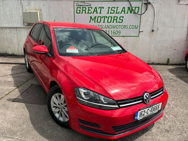 Volkswagen Golf Hatchback, Petrol, 2016, Red