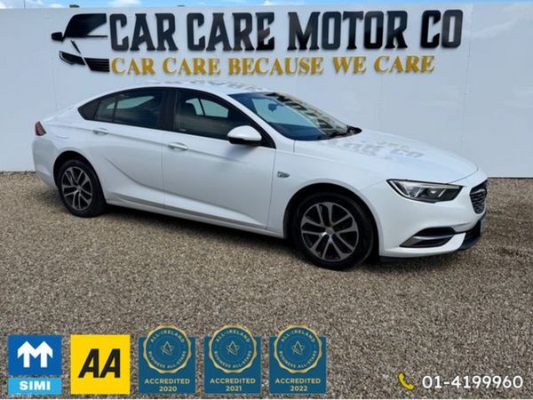 Opel Insignia Hatchback, Diesel, 2018, White