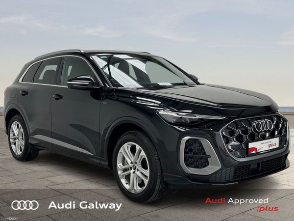Audi Q5 SUV, Petrol Plug-in Hybrid, 2026, Black