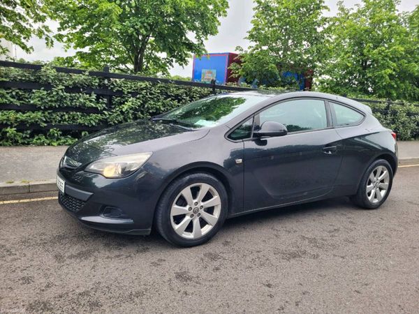 Opel Astra Hatchback, Diesel, 2012, Black