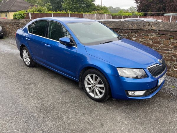 Skoda Octavia Saloon, Diesel, 2017, Blue