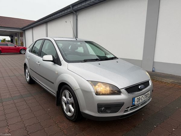 Ford Focus Hatchback, Petrol, 2008, Silver
