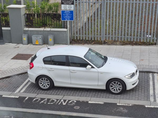 BMW 1-Series Hatchback, Petrol, 2008, White