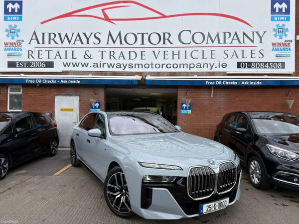 BMW i7 Saloon, Electric, 2025, Grey