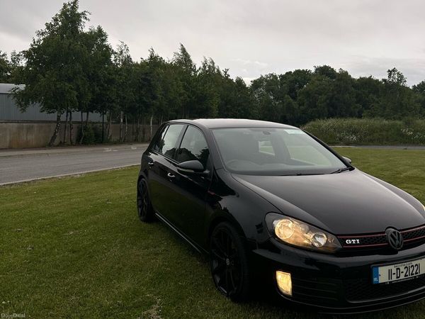 Volkswagen Golf Hatchback, Petrol, 2011, Black