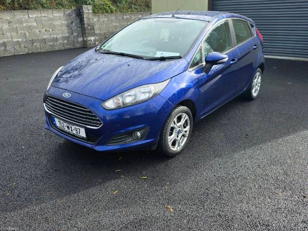Ford Fiesta Hatchback, Petrol, 2015, Blue