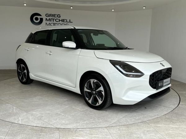 Suzuki Swift Hatchback, Petrol Hybrid, 2024, White