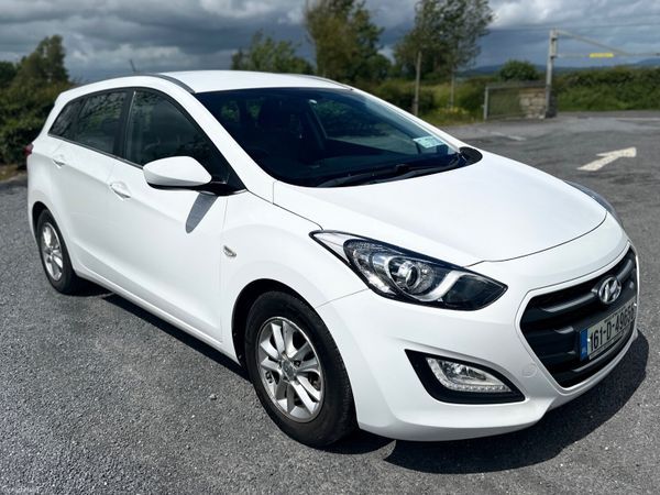 Hyundai i30 Estate, Diesel, 2016, White