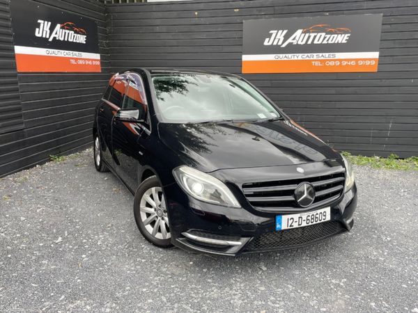 Mercedes-Benz B-Class Hatchback, Petrol, 2012, Black