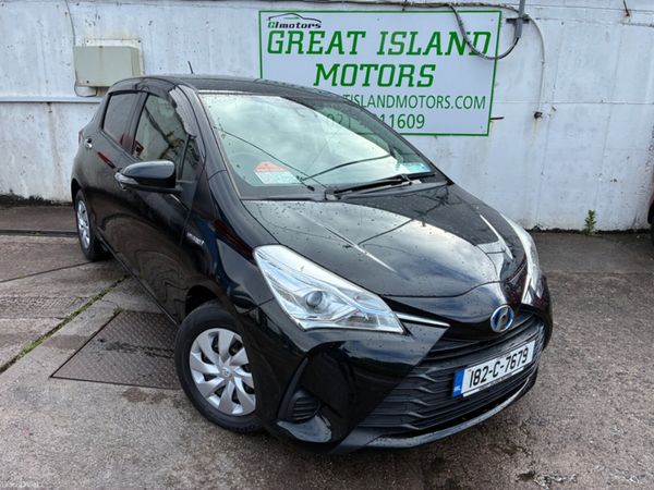 Toyota Yaris Hatchback, Petrol Hybrid, 2018, Black