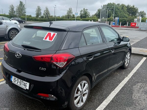 Hyundai i20 Hatchback, Petrol, 2015, Black