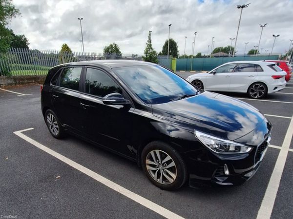 Hyundai i30 Hatchback, Petrol, 2017, Black