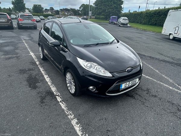 Ford Fiesta Hatchback, Diesel, 2012, Black