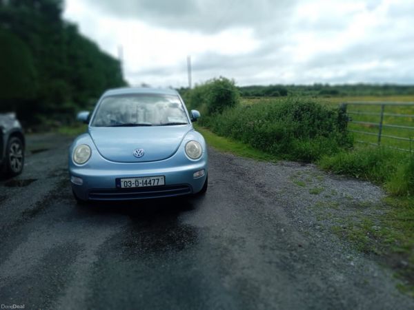Volkswagen Beetle Hatchback, Petrol, 2003, Blue