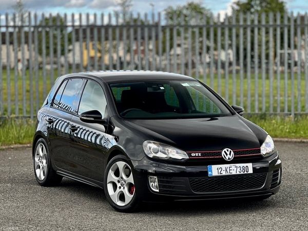 Volkswagen Golf Hatchback, Petrol, 2012, Black