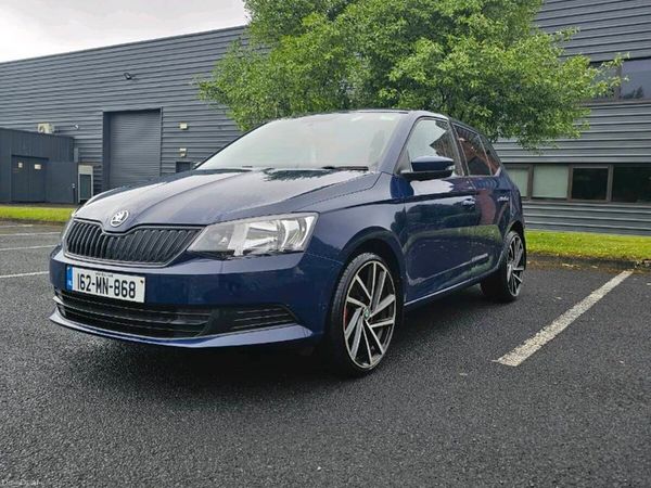 Skoda Fabia Hatchback, Petrol, 2016, Blue
