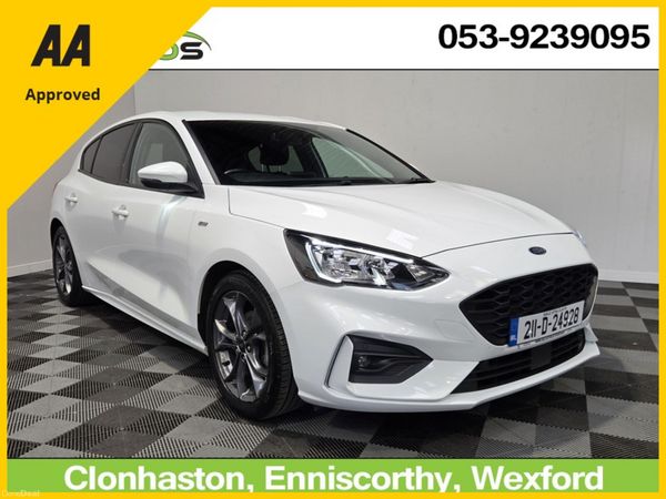Ford Focus Hatchback, Diesel, 2021, White