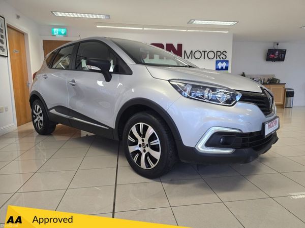 Renault Captur Hatchback, Petrol, 2019, Grey