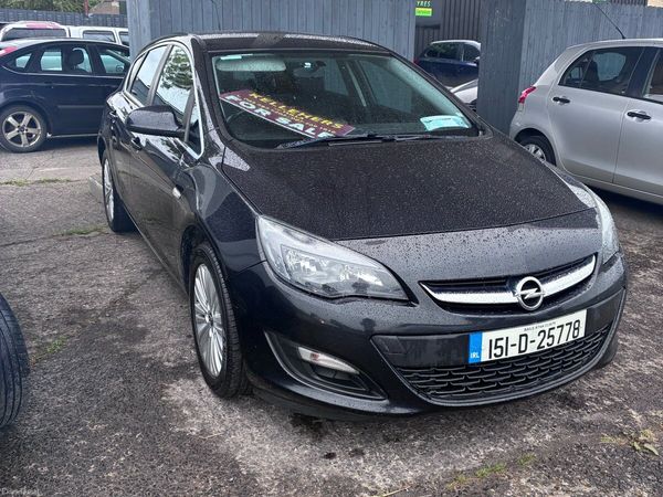 Opel Astra Hatchback, Diesel, 2015, Black