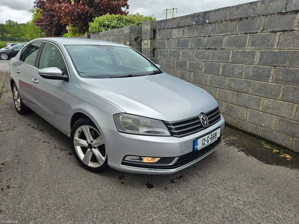 Volkswagen Passat Saloon, Diesel, 2012, Silver