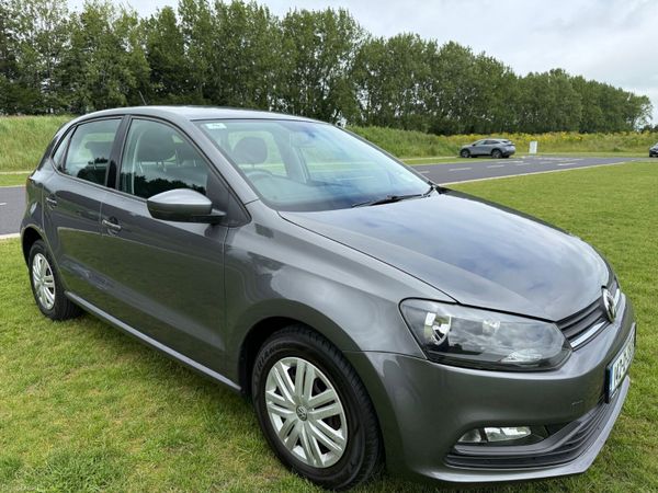 Volkswagen Polo Hatchback, Petrol, 2014, Grey