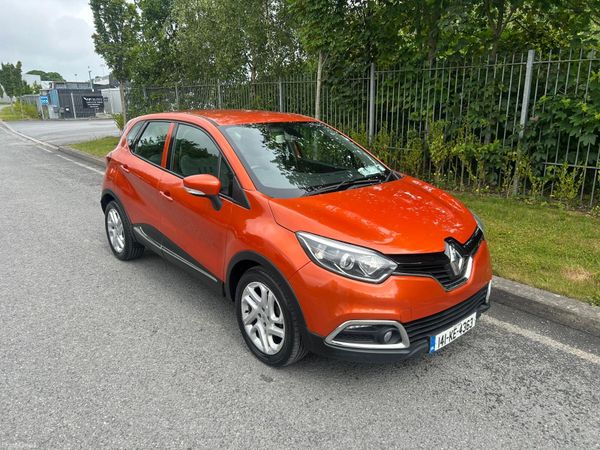 Renault Captur Hatchback, Diesel, 2014, Orange