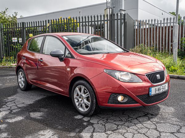 SEAT Ibiza MPV, Petrol, 2011, Red
