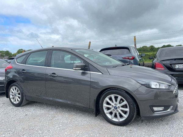 Ford Focus Hatchback, Diesel, 2017, Grey