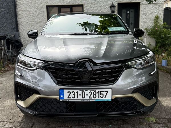 Renault Arkana Hatchback, Petrol, 2023, Grey
