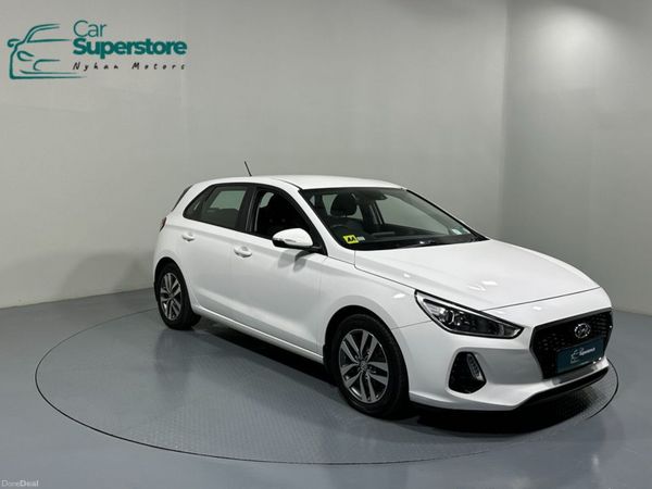 Hyundai i30 Hatchback, Diesel, 2017, White