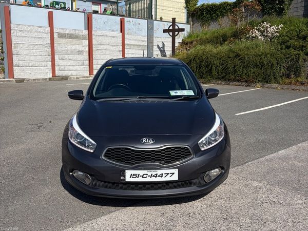 Kia Ceed Hatchback, Diesel, 2015, Silver